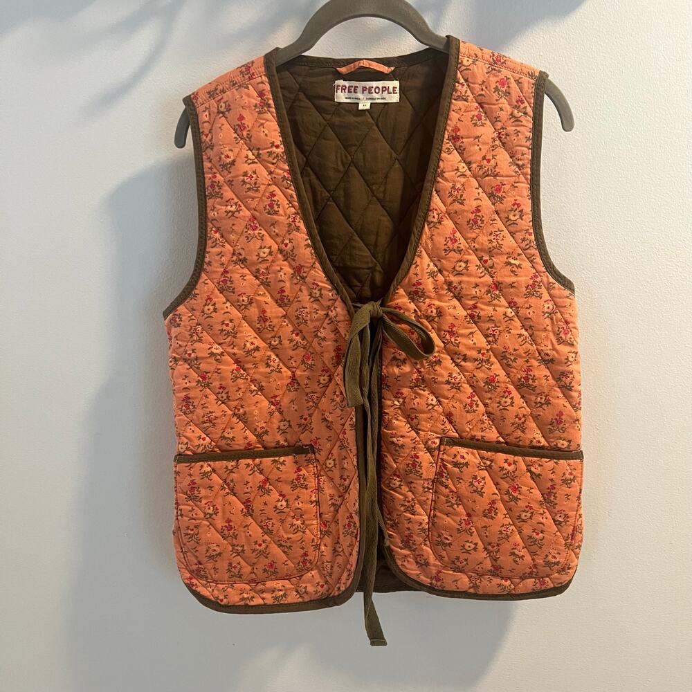 Free People Ditsy Floral Claudine Quilted Tie Front Vest Size XS